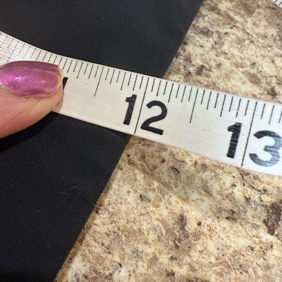 Lululemon Enlighten Bra Black Athletic Razor Back Size 8 - Picture 9 of 11